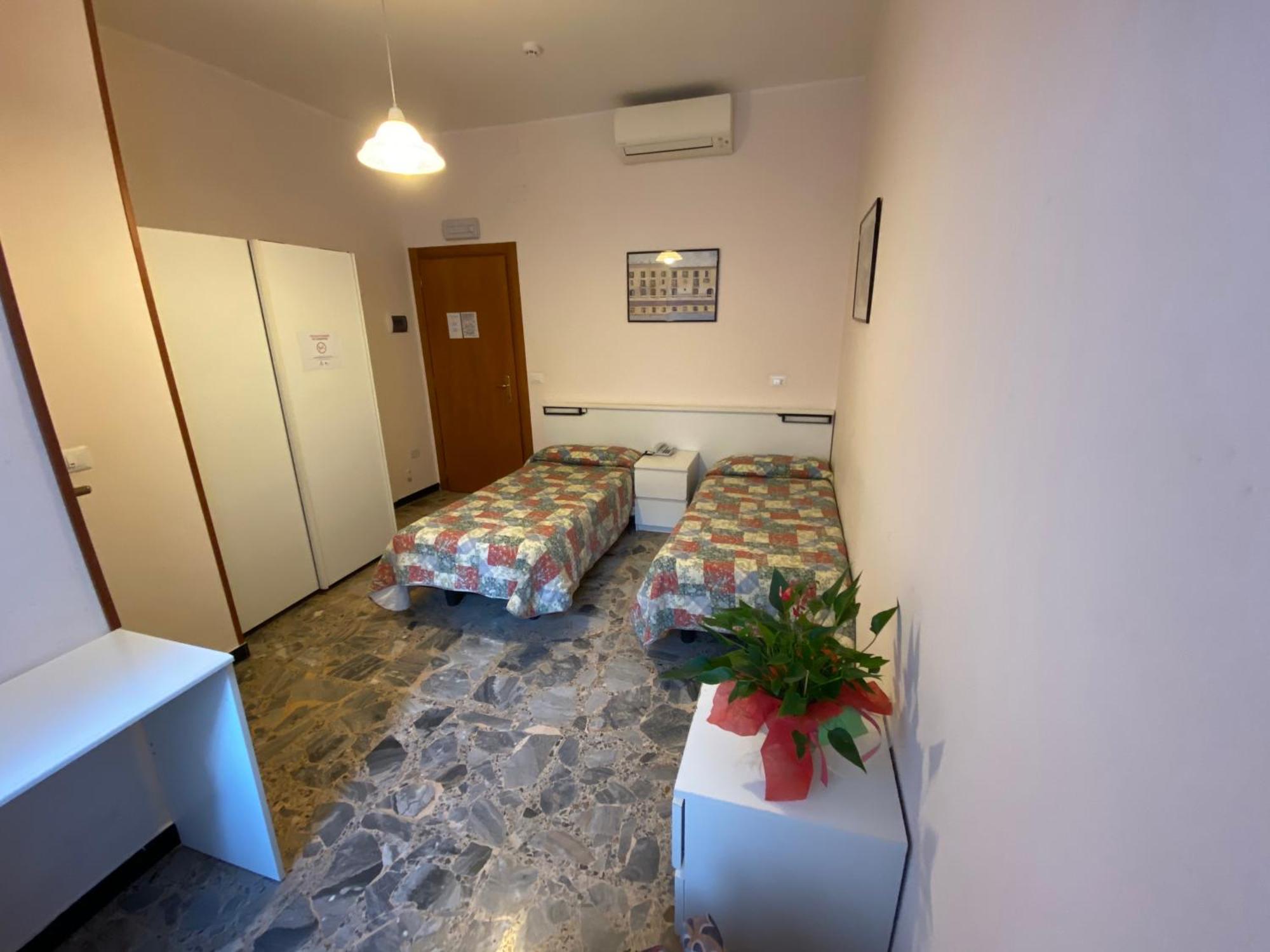 Hotel San Marco Savona Esterno foto
