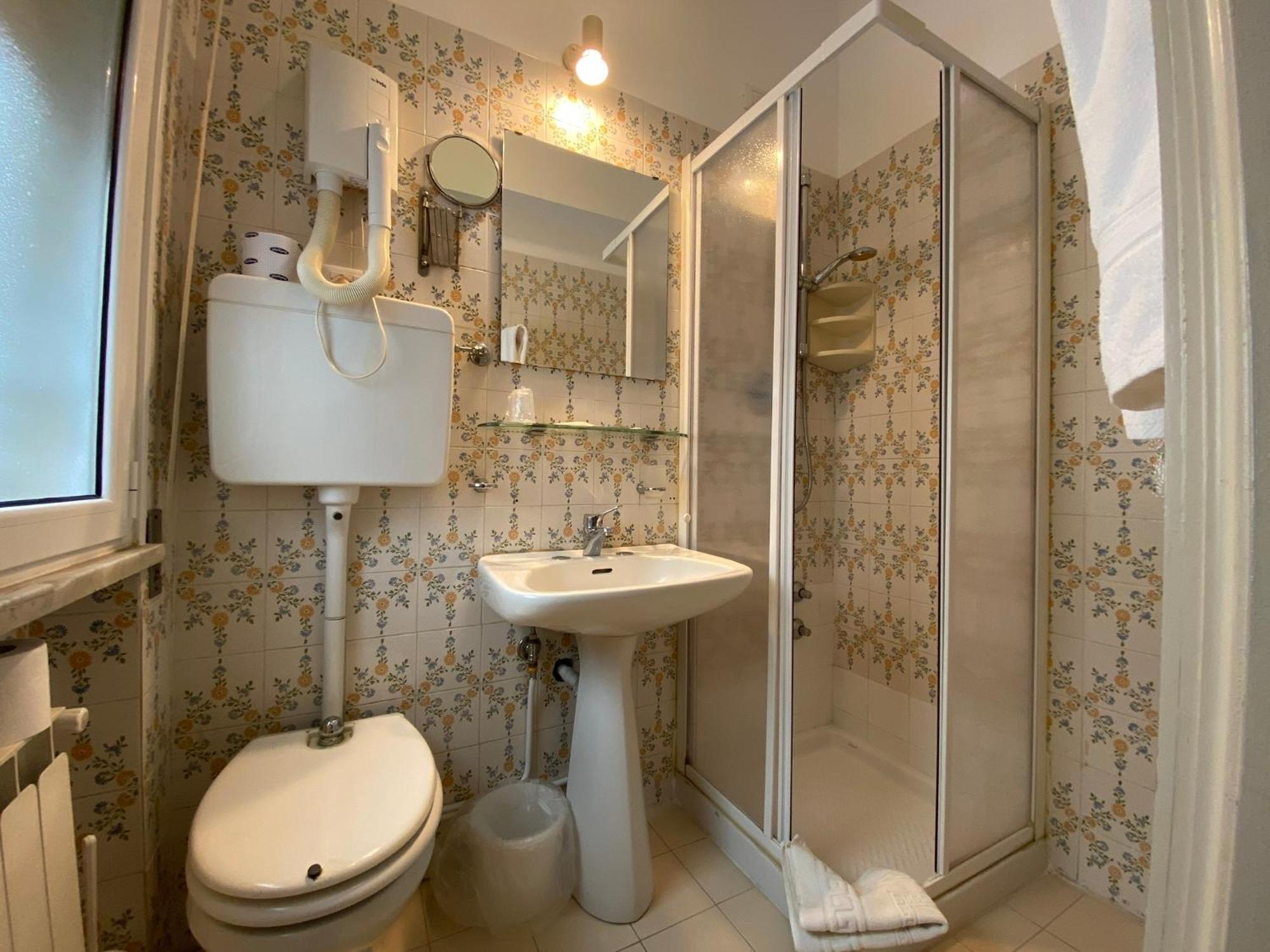 Hotel San Marco Savona Esterno foto
